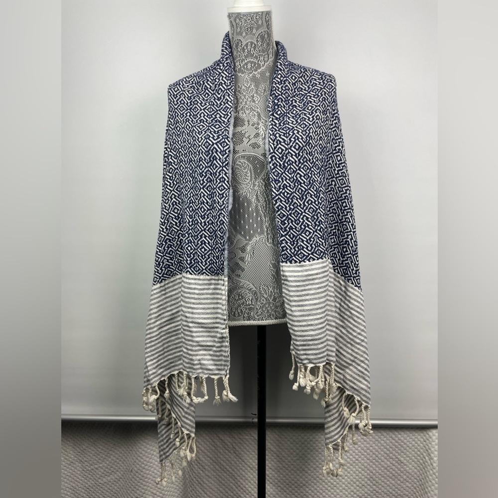 Textured Blue‎ White Striped Rectangular Scarf Beach Throw Blanket Fringe Hem - Picture 6 of 7